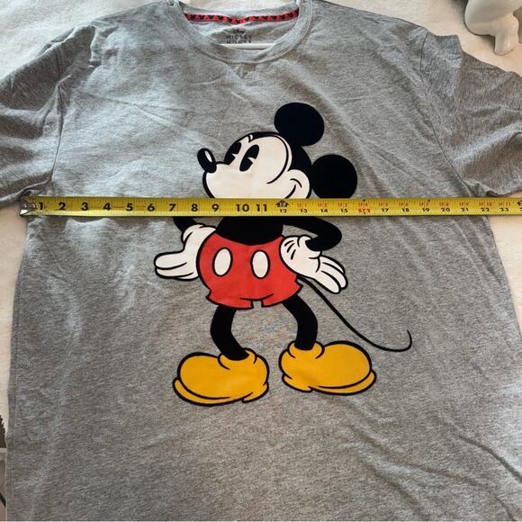Disney Mickey Mouse Short Sleeve T Shirt Gray Velvet Graphic Size XL - Picture 4 of 5